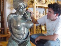 2809 010 : Personnes, creation, iguane, pieces, pierre